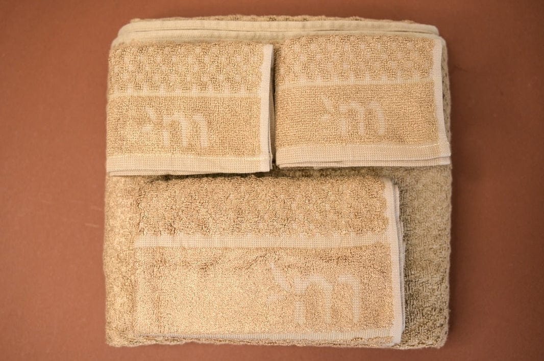 Bamboo Fluffy Bath Set, 1 Bath 560 GSM, 1 Hand and 2 Face Towel Terry 480 GSM - Sweet Caramel