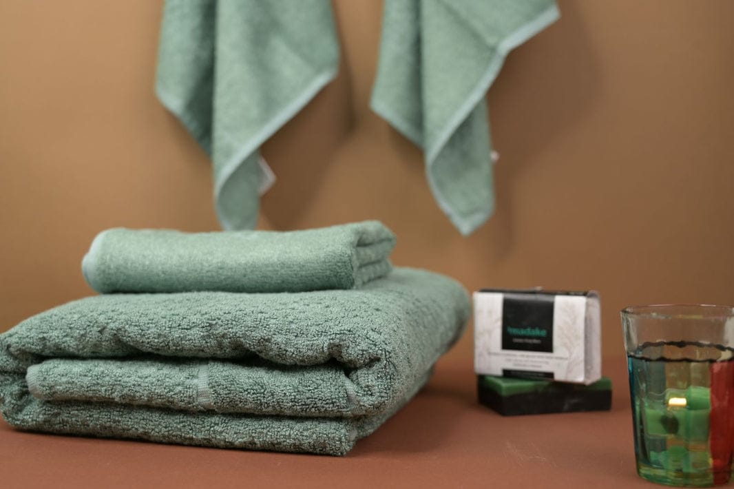 Bamboo Fluffy Bath Set, 1 Bath 560GSM, 1 Hand and 2 Face Towel Terry 480 GSM - Ethical Green