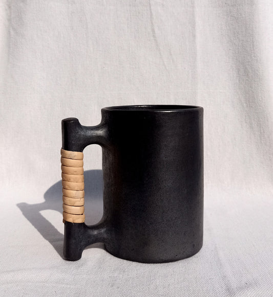 Longpi Black Pottery Beer Mug - Large