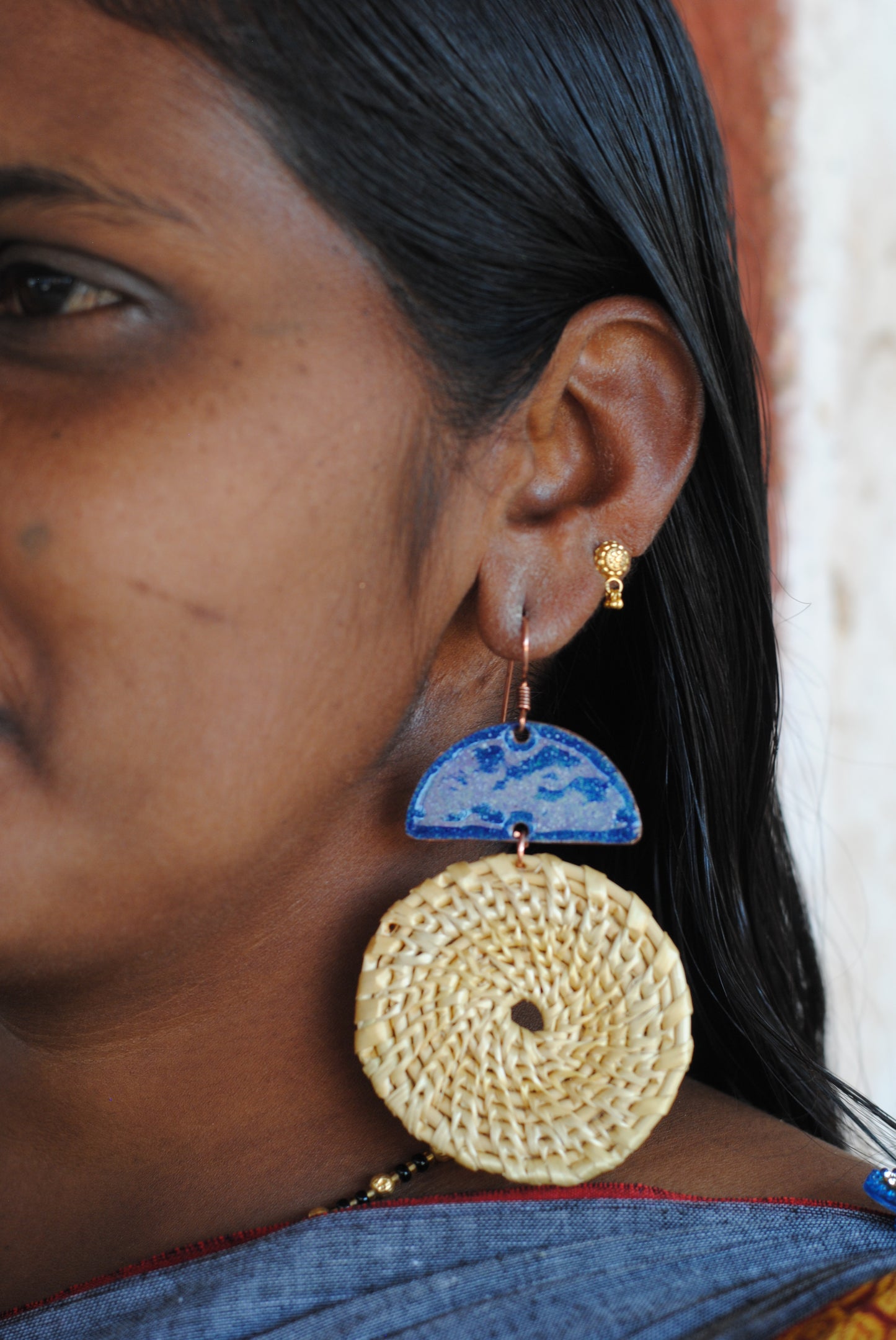 Chandrabindu Earrings (Blue)