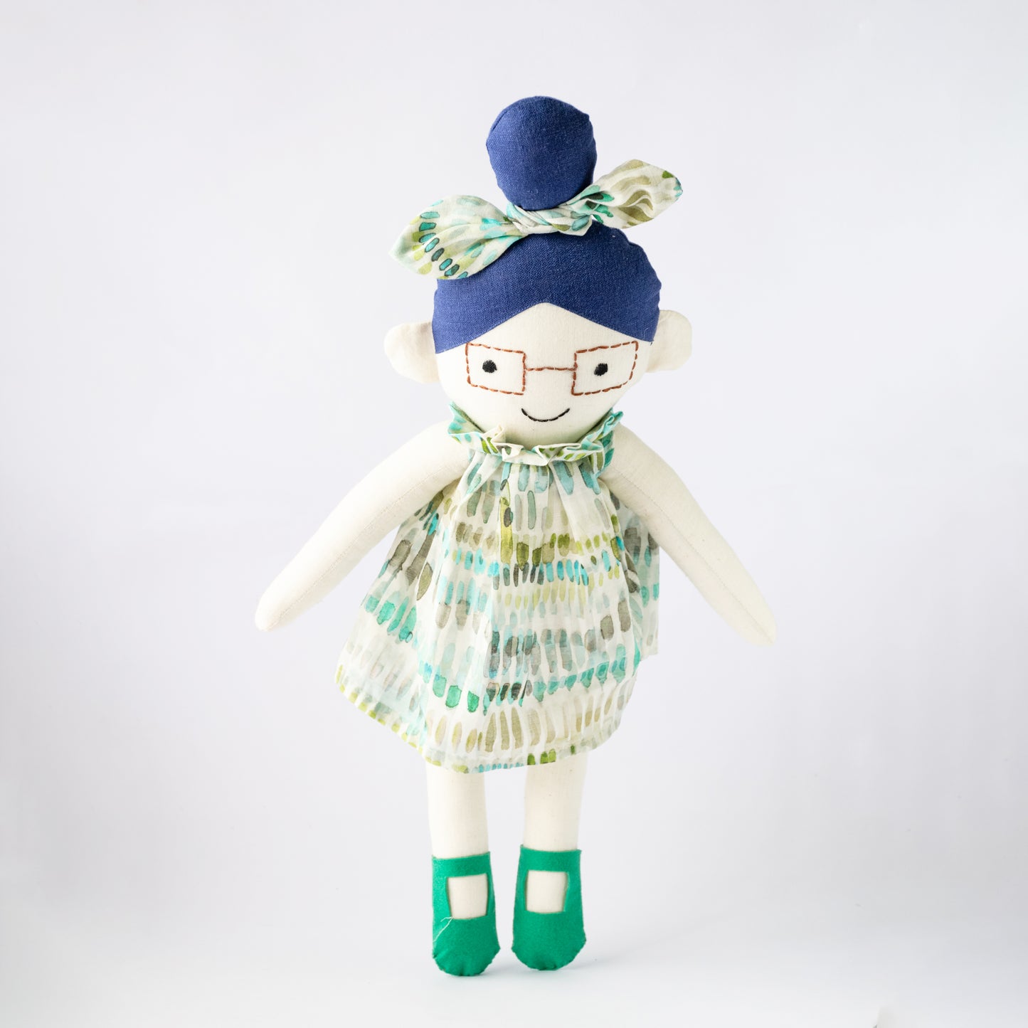 AMELIA - The Doll With Specs