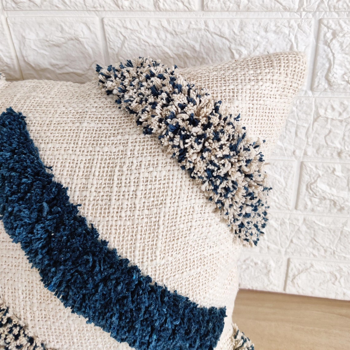 Ivory and Navy Blue Diamond Design Handtufted Cushion Cover