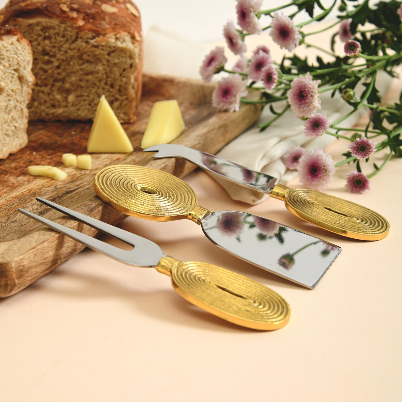 Brass Cheese Knife Set of 3 | Ekaantrik  - Concentric design