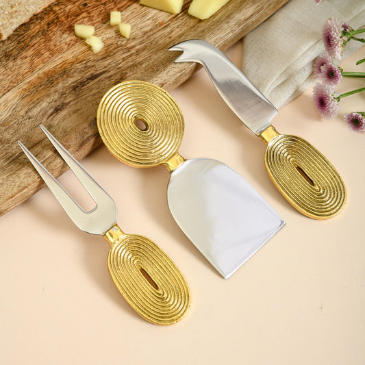 Brass Cheese Knife Set of 3 | Ekaantrik  - Concentric design