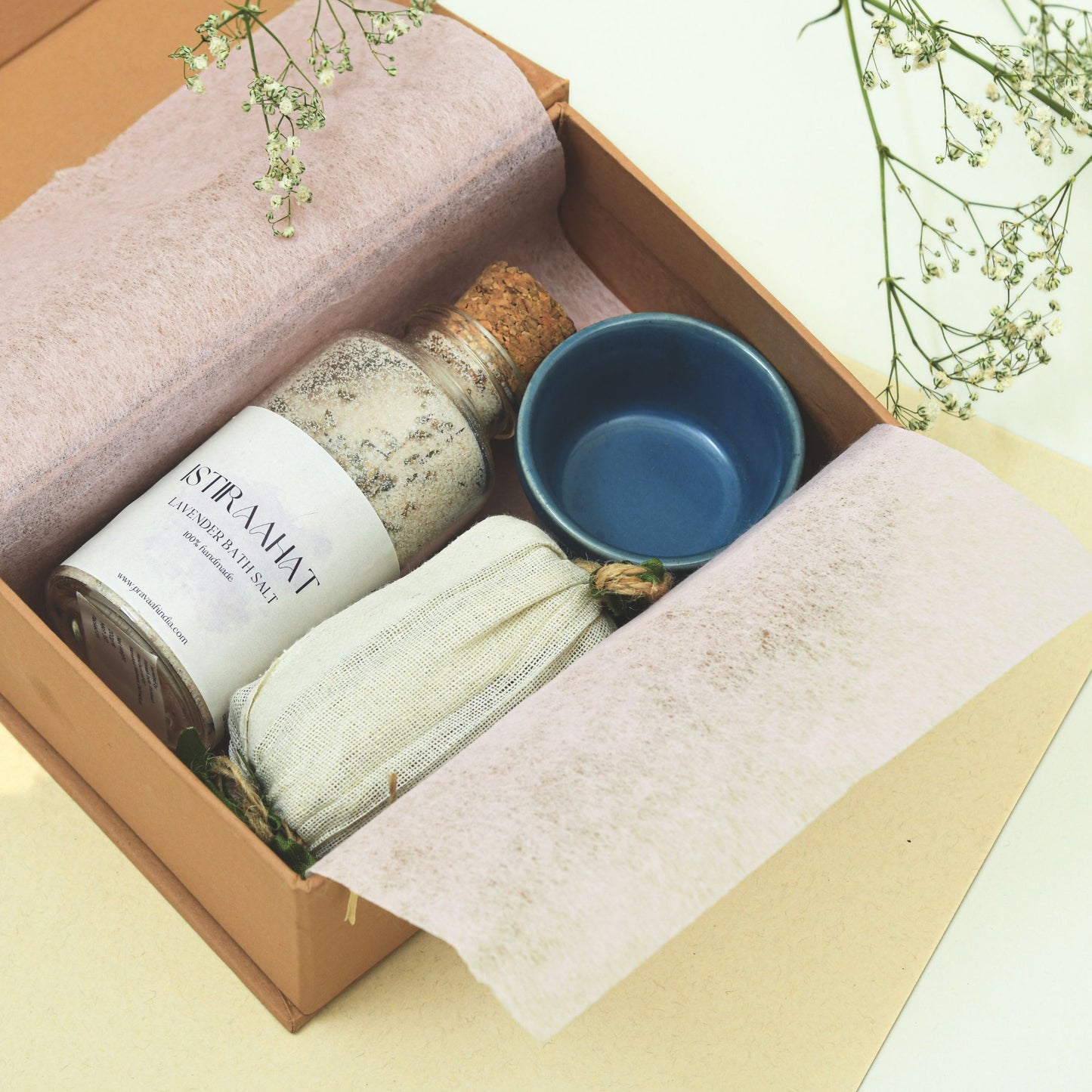 Simple Indulgences | Bathsalts and candles | Gifts to Pamper