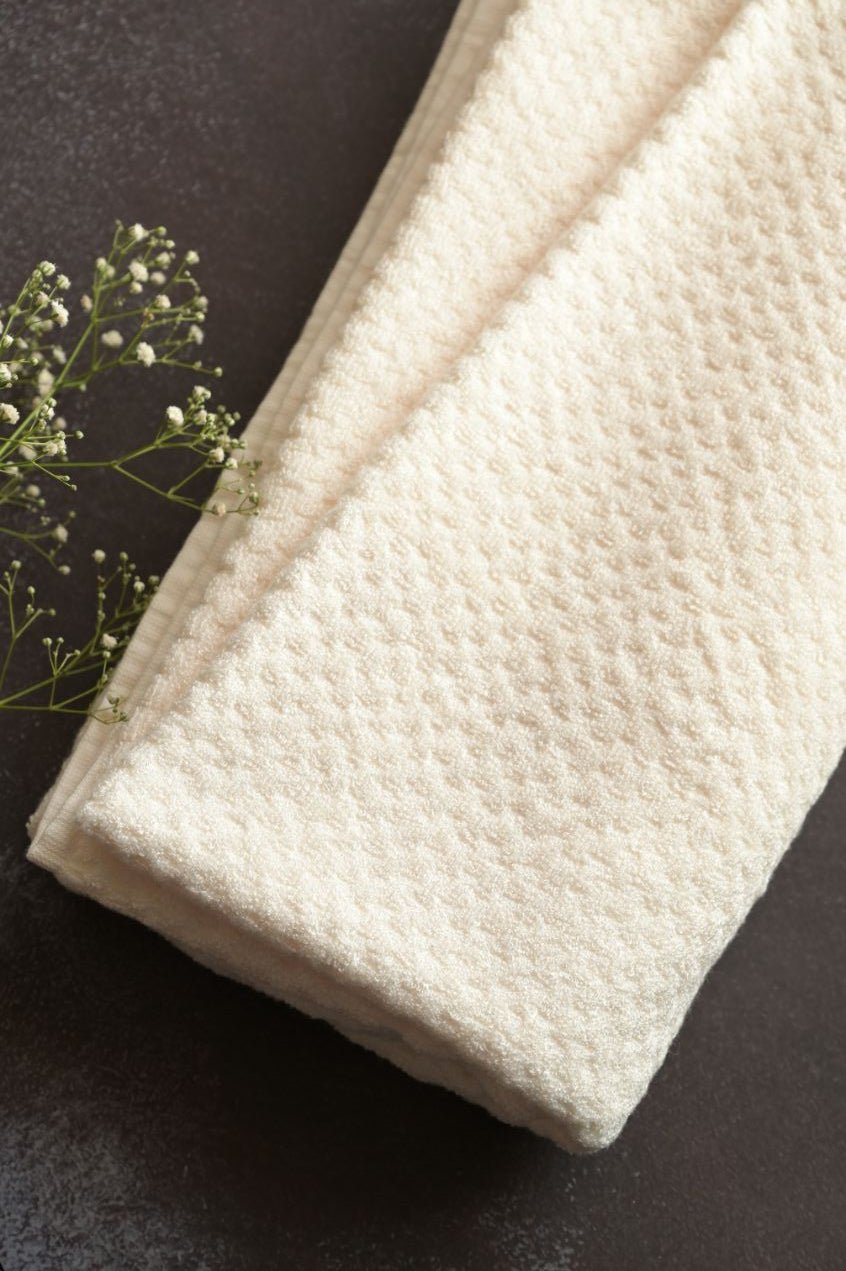 Bamboo Fluffy Bath Towel Terry 560 GSM - Almost White